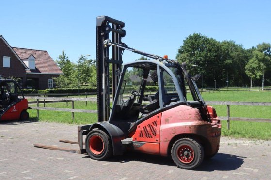 Forklift Linde H50D-02 Diesel 5000kg 7m 2015 H50D-02 2015 2 Forklift image 3