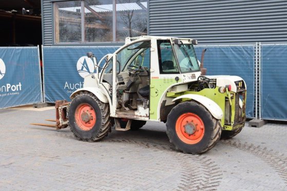 Caterpillar 506 Diesel Telehandler 2500kg 2002 506 2002 2 image 3