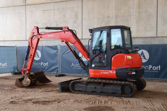Crawler excavator Kubota KX165-5 Diesel 35.5kW 2015 KX165-5 2015 2 Crawler Excavators image 3