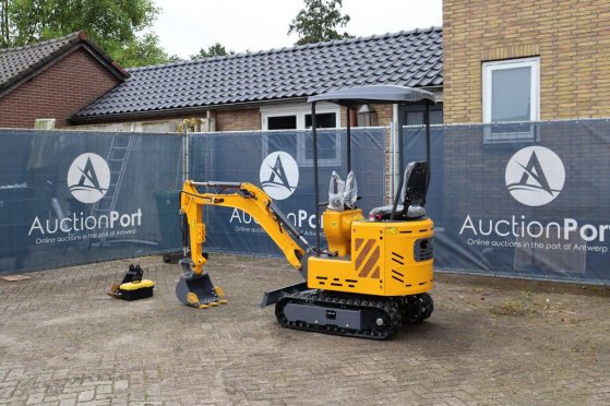 Mini Excavator CMH C12 Diesel 7kW 2026 New CMH C12 2026 1 image 3