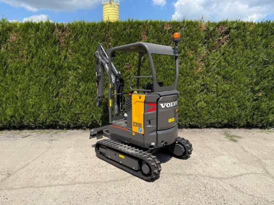 Volvo ECR18E Diesel Mini Excavator 2023 New ECR18E 2024 1 image 3