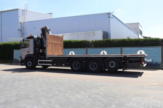 Volvo FMX330 TRIDEM 8x4 Diesel Crane Truck 2014 FMX 330 2014 2 Crane trucks image 3