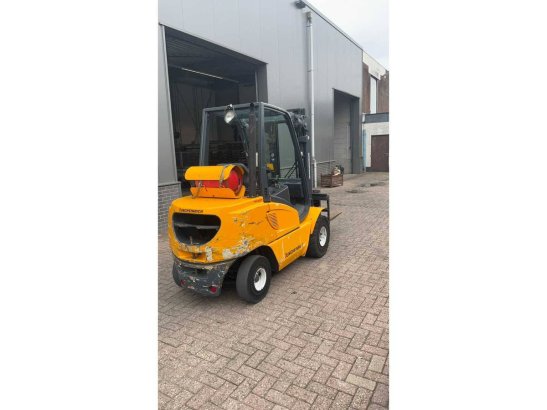 Forklift Jungheinrich TFG30S LPG 3000kg 1.2m (Margin) TFG30S 2 Forklift image 3