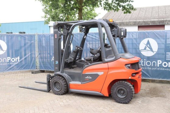 Linde H25D-01 Diesel Forklift 2500kg 2023 H25D-01 2023 2 Forklift image 3