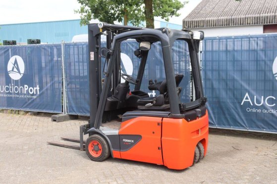 Fenwick-Linde E16 EVO Electric Forklift Fenwick-Linde E16 EVO 2 Forklift image 3