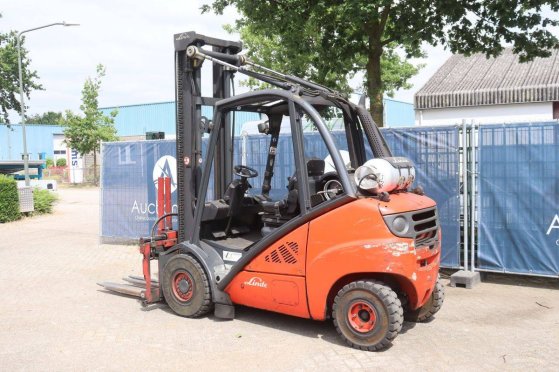 Linde H35T LPG Forklift 3500kg 2009 H35T 2009 2 Forklift image 3