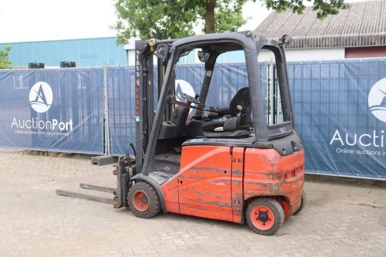 Forklift Fenwick-Linde E20PH-01 Electric 2000kg 2008 E20PH-01 2008 2 Forklift image 18