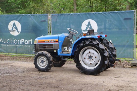 Mini tractor Iseki SIAL 243 Diesel 24hp Iseki SIAL 243 2 image 3