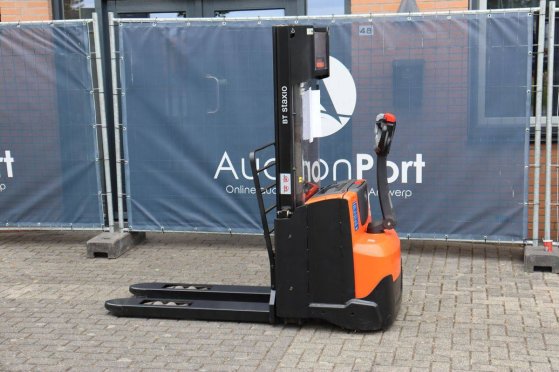 Stacker BT SWE140L Electric 1400kg 2.65m 2015 BT SWE140L 2015 2 image 3