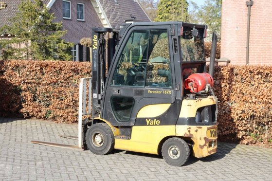 Forklift Yale GLP16VX LPG 1600kg 3.21m 2014 GLP16VX 2014 2 Forklift image 3