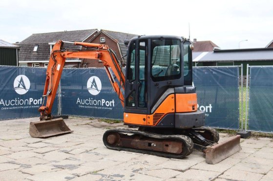 Crawler excavator Hitachi ZX35U-2 CLR Diesel 22.3kW 2008 ZX35U-2 CLR 2008 2 Crawler Excavators image 3
