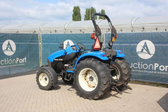 Compact tractor New Holland TC40D Diesel 40hp TC40D 2 image 3