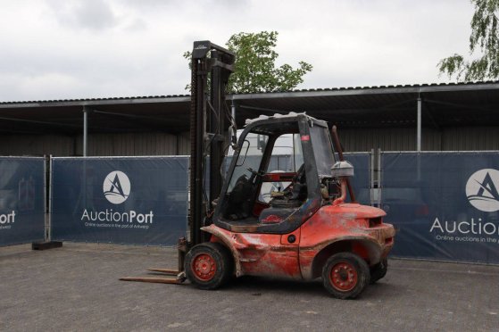 Linde H40D-04 Diesel Forklift 4000kg 5.5m 2001 H40D-04 2001 2 Forklift image 3