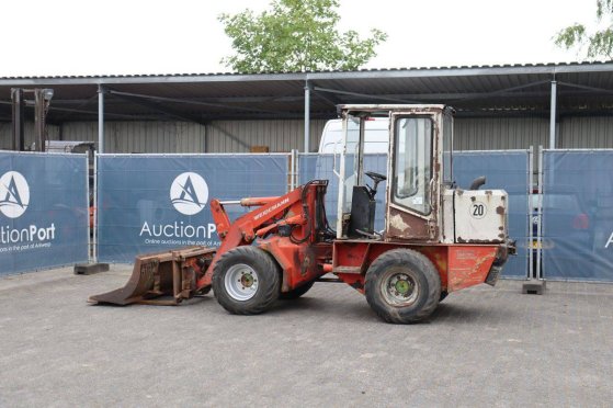 Wheel loader Weidemann 3002D/M Diesel 44kW 1991 Weidemann 3002 D/M 1991 2 Wheel Loaders image 3
