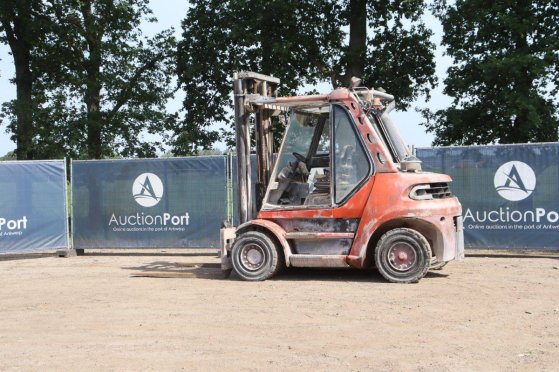 Linde H60D-02 Diesel Forklift 6000kg 2000 H60D-02 2000 2 Forklift image 3