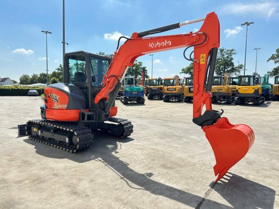 Midi excavator Kubota KX155-5 Diesel 2018 KX155-5 2018 2 Crawler Excavators image 3