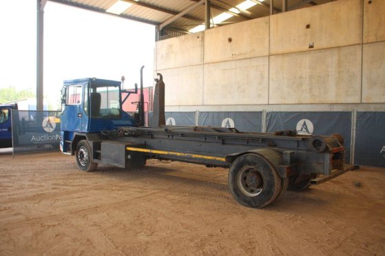 Terminal Tractor Terberg TRT 89 Diesel Terberg TRT 89 2 image 18
