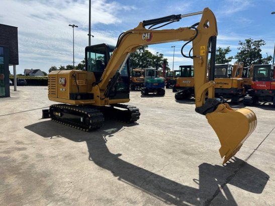Midi excavator Caterpillar 305.5E2 Diesel 2018 305.5E2 2018 2 Crawler Excavators image 18