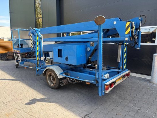 Custers R20EHS Trailer-mounted aerial platform 200kg 20m 2006 custers R20EHS 2006 2 image 3