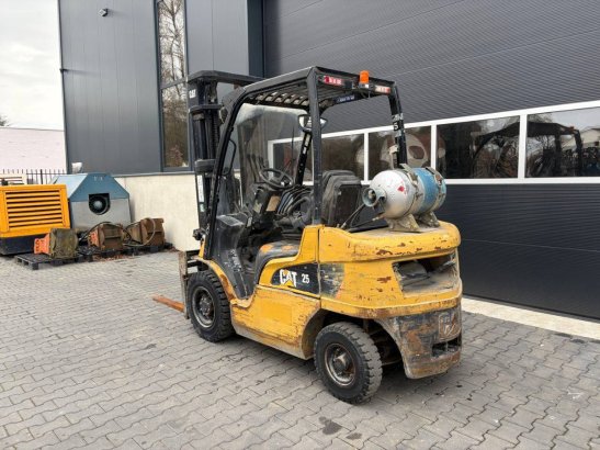 Forklift Caterpillar GP25N LPG 2500kg 2011 GP25N 2011 2 Forklift image 14