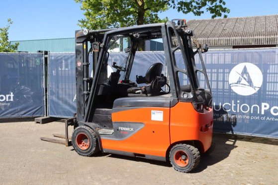 Linde E30HL-01/600 Electric Forklift 3000kg 4.87m 2015 E30HL-01/600 2015 2 Forklift image 18