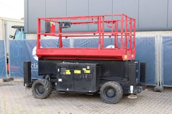 Scissor lift Genie GS-3369RT Diesel 11.75m 2013 GS-3369 RT 2013 2 Scissor Lifts image 18