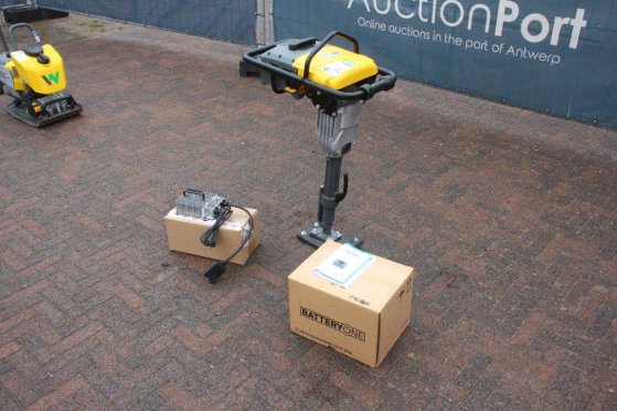 Wacker Neuson Rammer AS 30 Electric Vibratory Plate New Neuson Rammer AS 30 2015 1 image 3