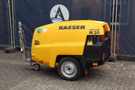 Mobile Compressor Kaeser M30 Diesel 18.2kW 2022 M30 2022 2 Compressors image 3