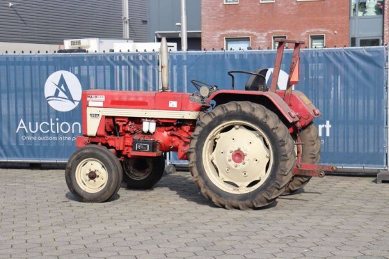 Mini tractor MC Cormick 353 Diesel 38hp 1972 Mc Cormick 353 1972 2 image 3