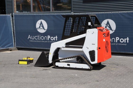 Newrick JC25 Skid Steer Loader Petrol 17.8kW 2025 New Newkrick JC25 2025 1 image 3