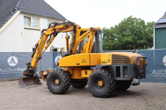 Wheel excavator Mecalac 12 MXT Diesel 68kW 1997 Mecalac 12 MXT 1997 2 Wheeled Excavators image 3
