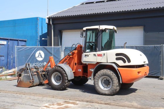 Schaeff-Terex TL120 Diesel Wheel Loader 64.5kW 2004 TL120 2004 2 Wheel Loaders image 3