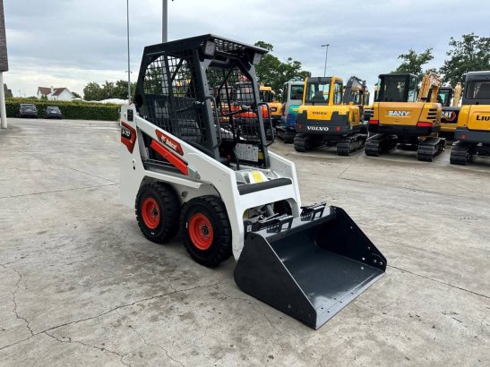 Skid steer loader Bobcat S70 Diesel 2026 S70 2026 2 Wheel Loaders image 3