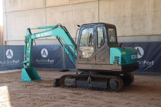 Kobelco SK60-C Diesel Crawler Excavator 2012 SK60-C 2012 2 Crawler Excavators image 3
