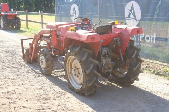 Shibaura SD2043 Mini Tractor Diesel 20 hp with front loader Shibaura SD2043 2 image 3