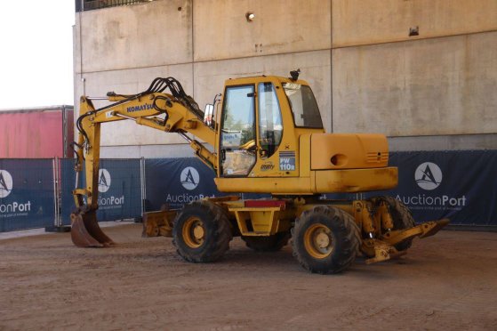 Wheel excavator Komatsu PW110R Diesel 69kW 2005 915 2005 2 Wheeled Excavators image 3