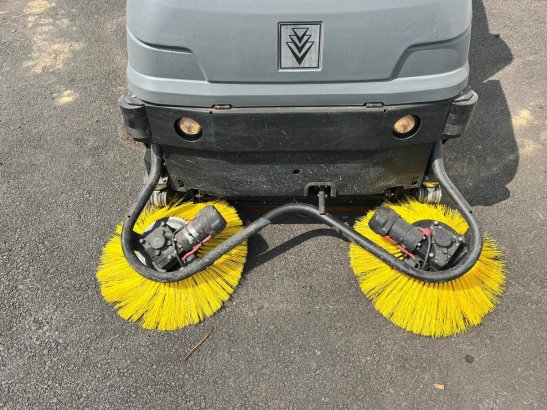 Karcher B 250 R120 Electric Scrubber/Vacuum 2019 with integrated sweeping function Kärcher B 250 R120 2019 2 image 3