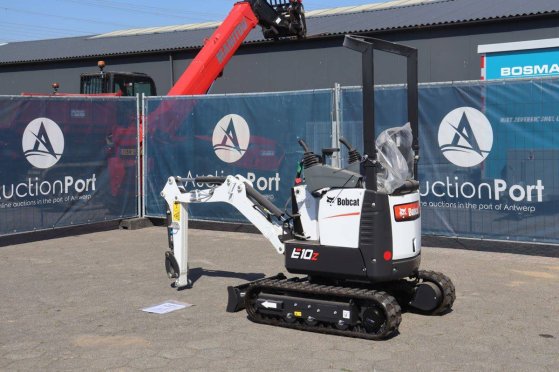 Bobcat E10Z Diesel Mini Excavator 7.5kW 2026 New E10Z 2026 1 image 18