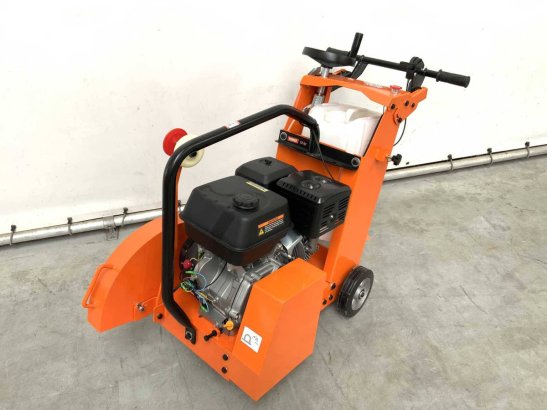 Daewoo DATMF20-4 Petrol Floor Saw 2026 New Daewoo DATMF20-4 2026 1 image 3