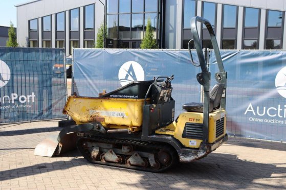 Tracked dumper Wacker Neuson DT15 Diesel 1500kg 2014 Neuson DT15 2014 2 Tracked Dumpers image 3