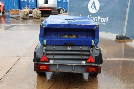 Compressor Atlas Copco XAS47 KD M Diesel 2008 XAS47 KD M 2008 2 Compressors image 3