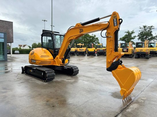 JCB 8056 Diesel Crawler Excavator 2009 8056 2009 2 Crawler Excavators image 3