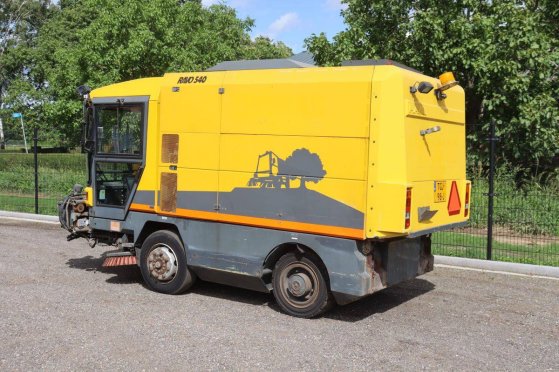 Sweeper Ravo 540 Diesel 2004 Ravo 540 2004 2 image 3