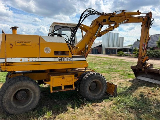Wheel excavator Liebherr A902 Diesel 60kW 1989 A902 1989 2 Wheeled Excavators image 3