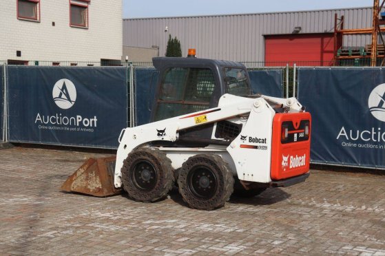 Skid steer loader Bobcat S450 Diesel 37kW 2017 7333 2017 2 Wheel Loaders image 3