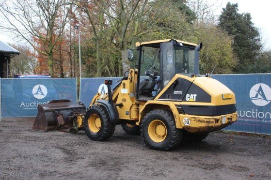 Caterpillar 908 Diesel 61kW Wheel Loader 2001 908 2001 2 image 3