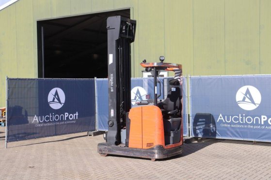 Toyota RRE160 Electric Reach Truck 1600kg 2018 RRE160 2018 2 image 3