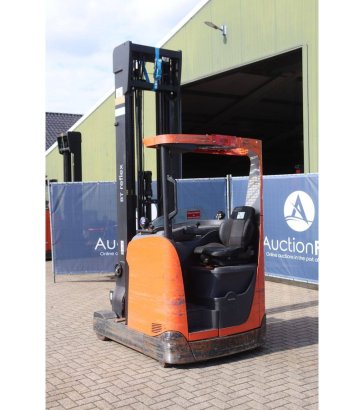 Toyota RRE140H Electric Reach Truck 1400kg 2017 RRE140H 2017 2 image 3