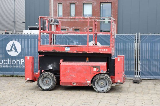 Manitou 120SC Diesel Scissor Lift 11.96m 2010 120 SC 2010 2 Scissor Lifts image 3