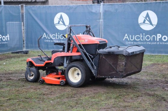 Ride-on mower Kubota GZD21 Diesel 15.6kW 2011 GZD21 2011 2 image 3